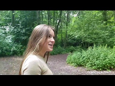 ❤️ Evelini sem predlagal, da bi seksala na javnem mestu! Rekla je da. Potem sem jo zajebal v rit in ji naredil spermo v usta. Nato se je posrkala. ❤ Fuck video na porno sl.shufflesex.ru ❌